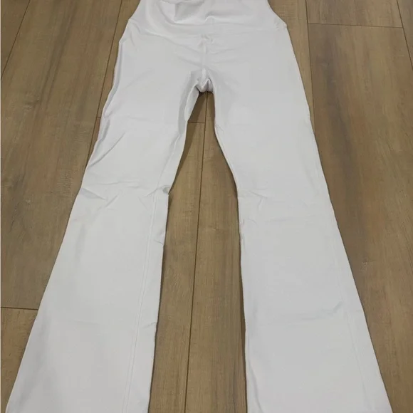 ALO Yoga White Seamless Performance Leggings - Picture 1 of 4